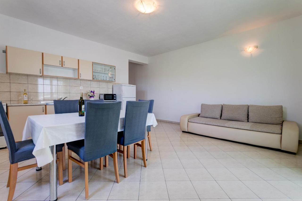 Love Apartments Zečevo 外观 照片