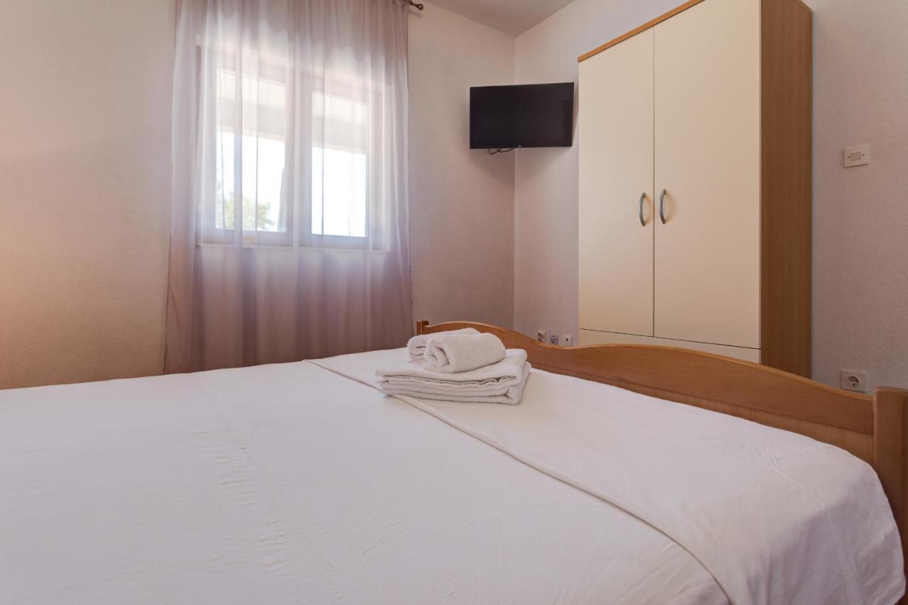 Love Apartments Zečevo 外观 照片