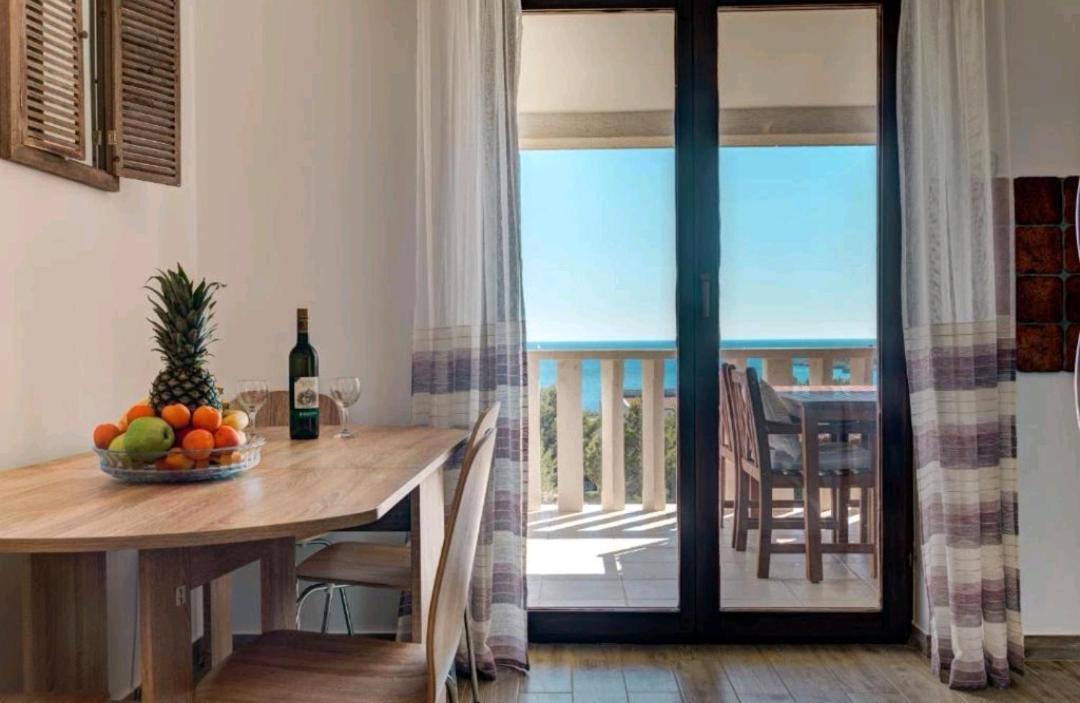 Love Apartments Zečevo 外观 照片